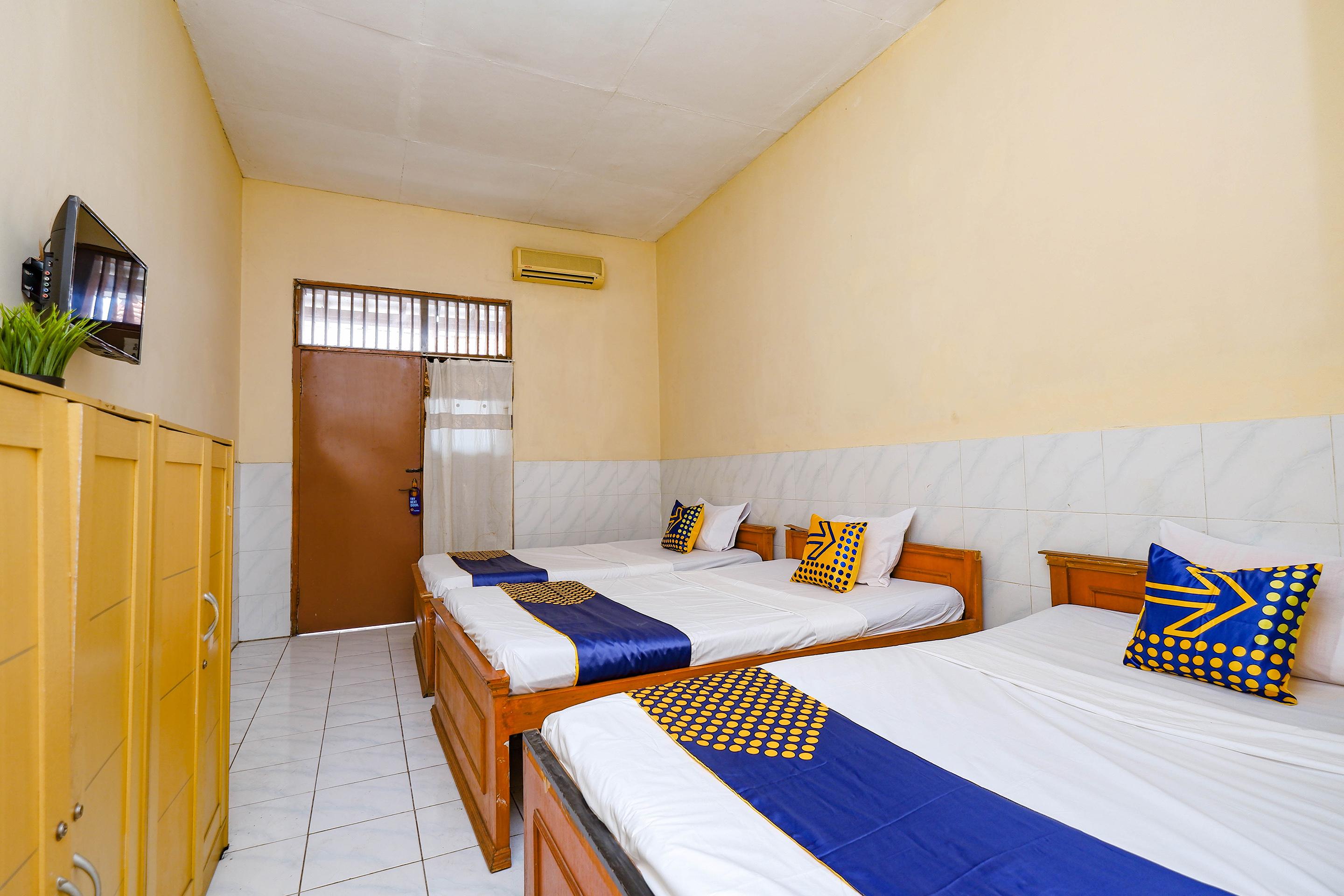 Spot On 2011 Hotel Mekar Sari Surakarta  Екстер'єр фото