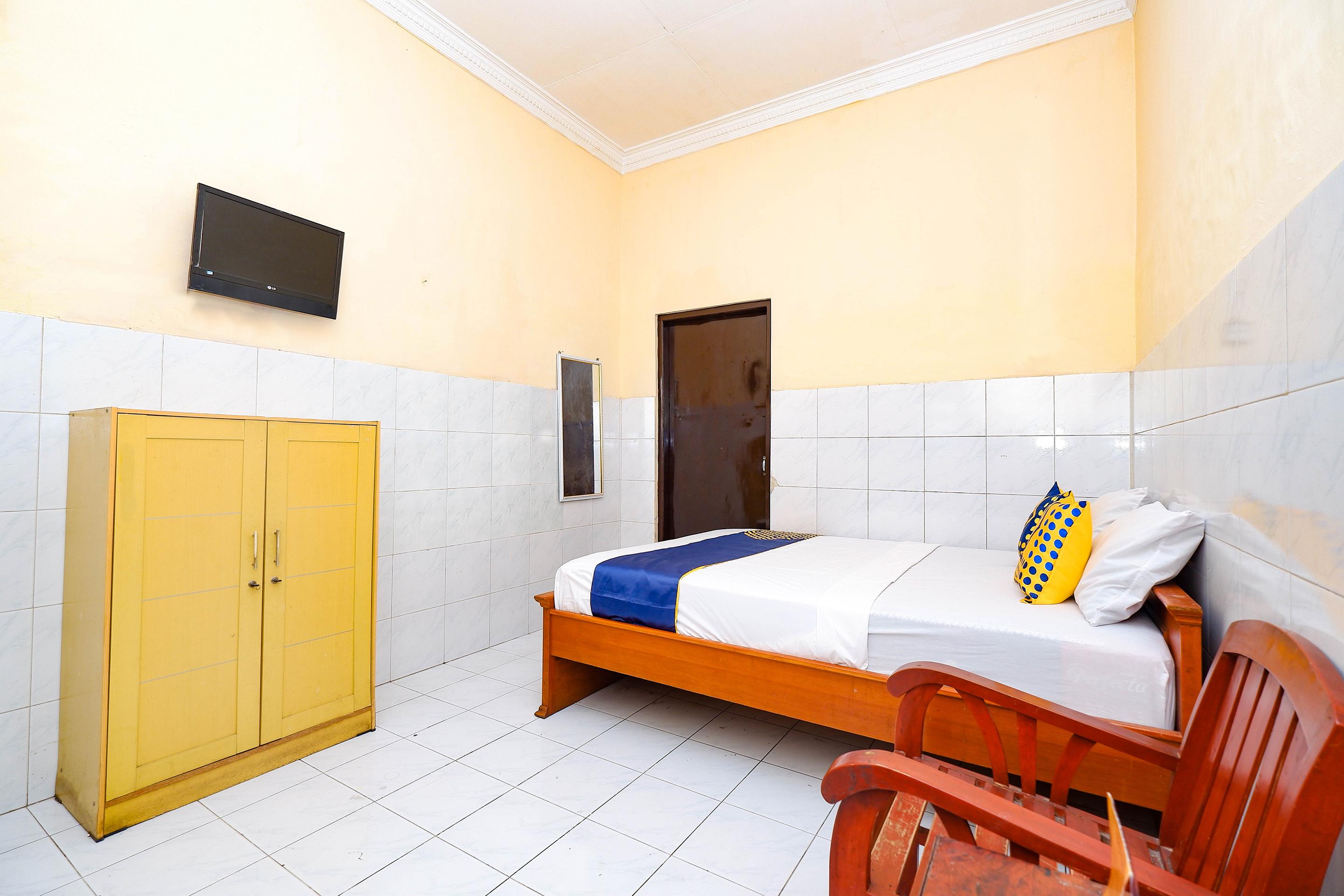 Spot On 2011 Hotel Mekar Sari Surakarta  Екстер'єр фото