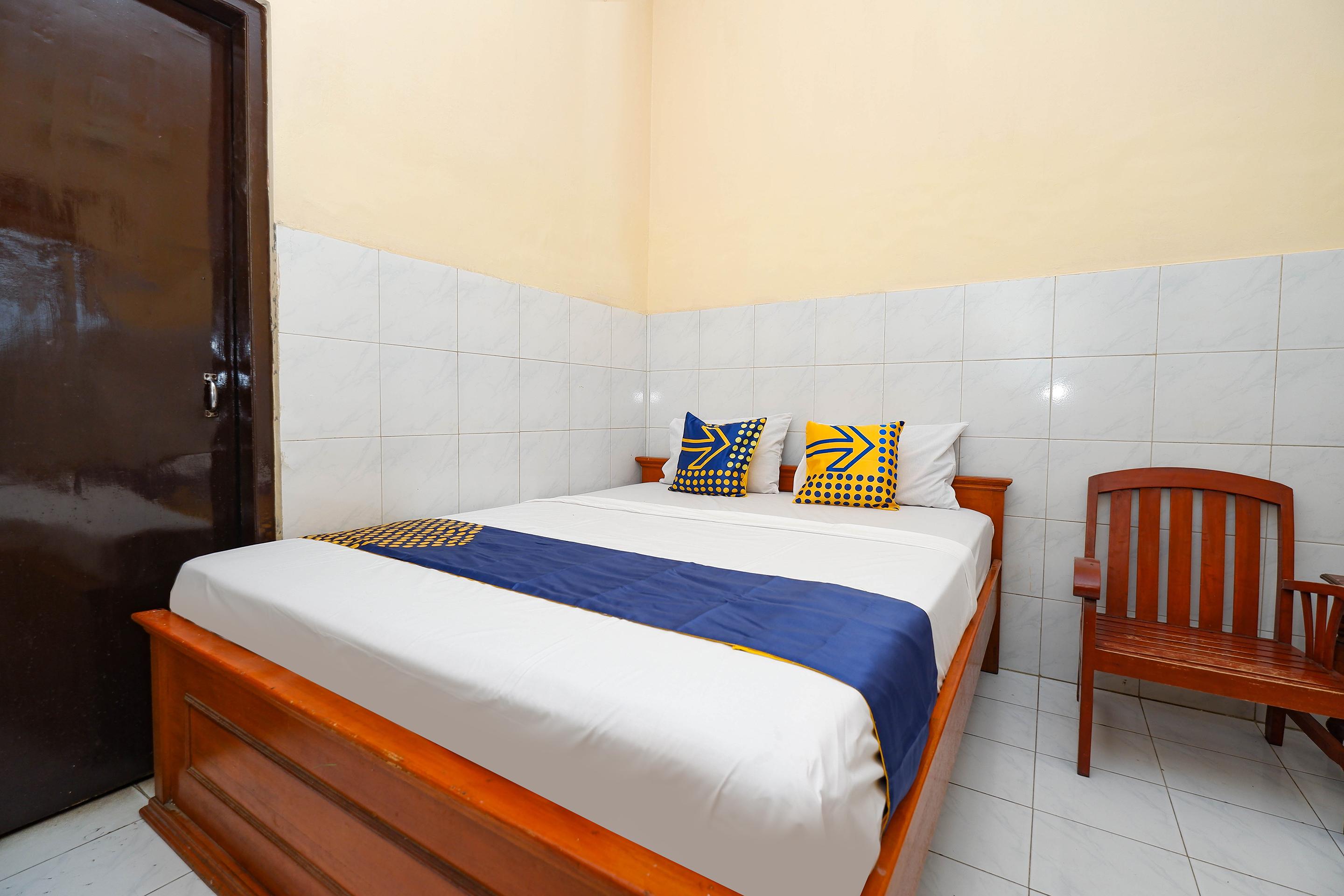 Spot On 2011 Hotel Mekar Sari Surakarta  Екстер'єр фото