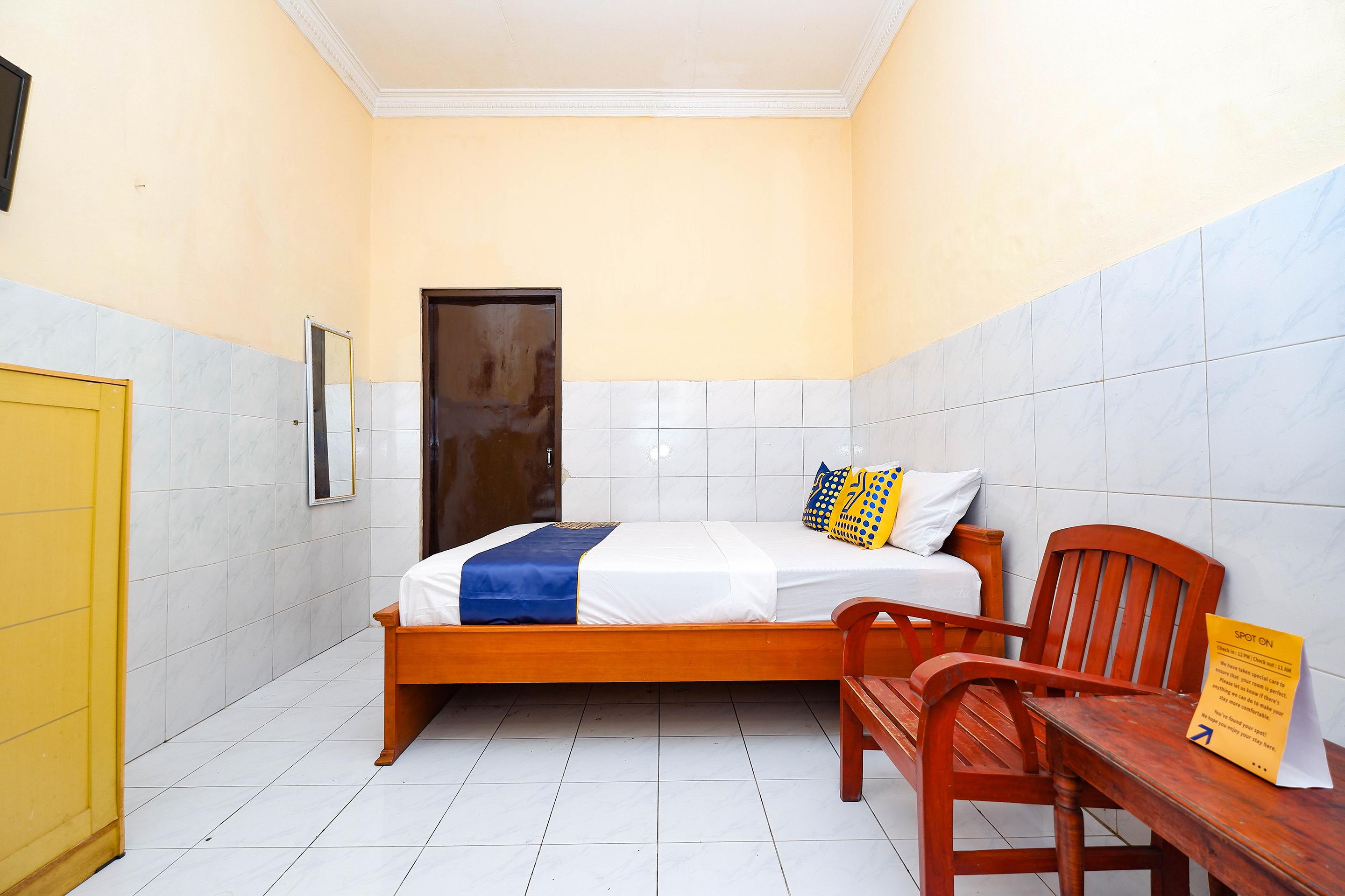 Spot On 2011 Hotel Mekar Sari Surakarta  Екстер'єр фото